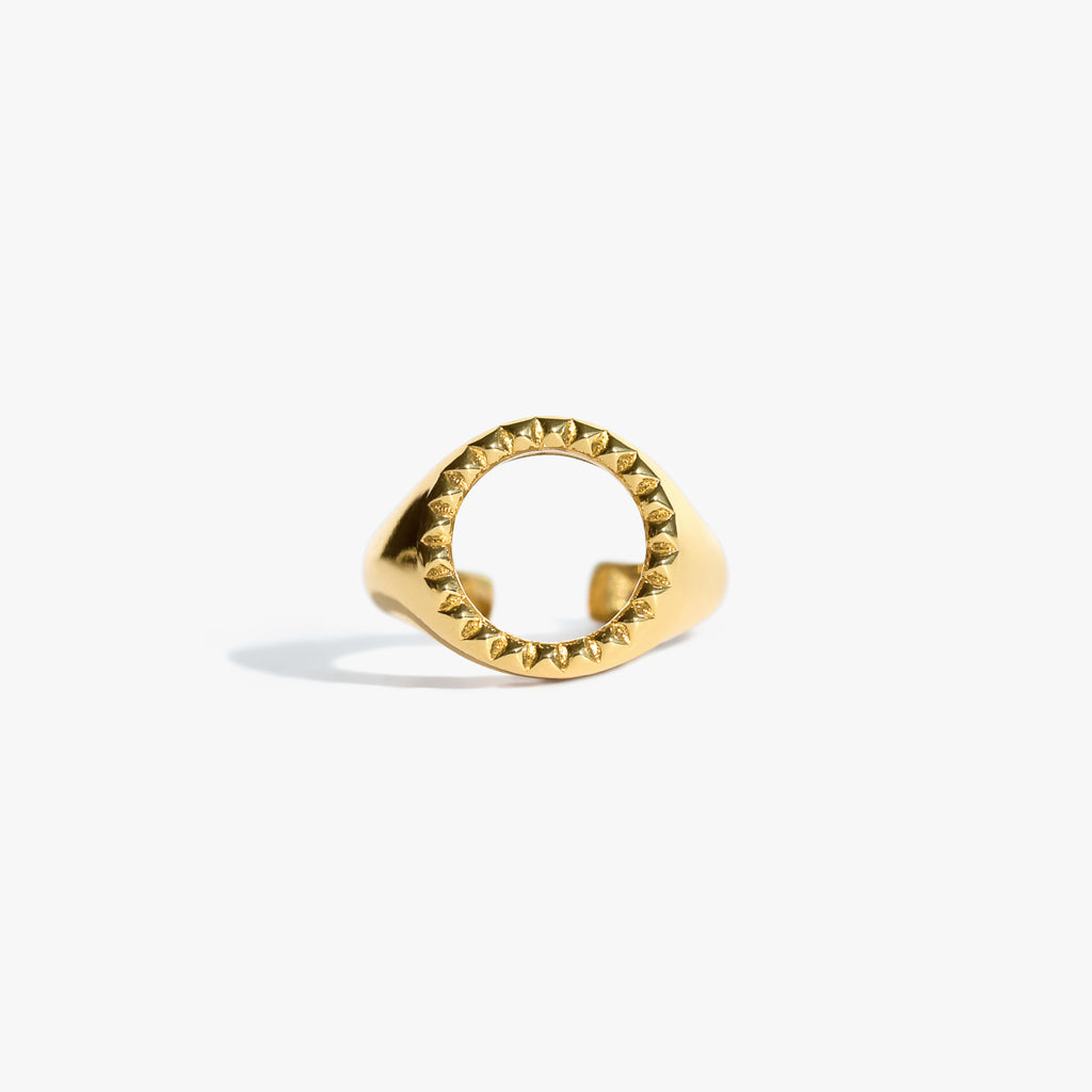 AFFRONTER Bague Chevalière | Bague dorée volume M